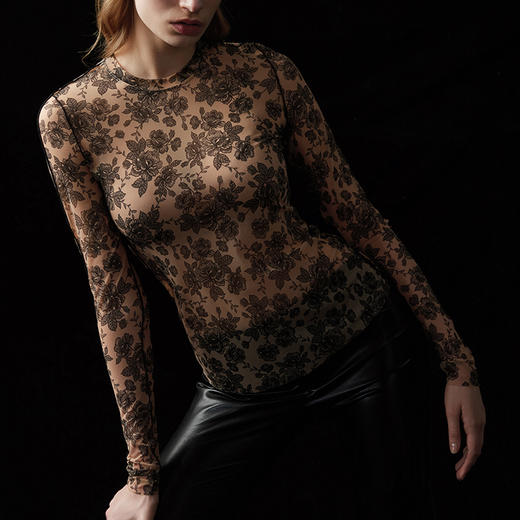 CB | 花界肤色长袖打底衫 商品图0
