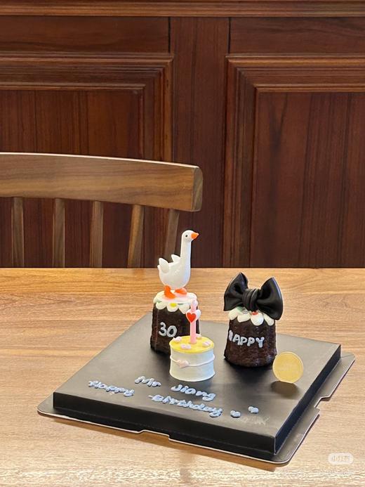 三十鹅立  可露丽款（包含原图蜡烛）（网图） 商品图0