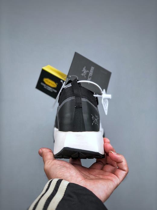 点此购买 始祖鸟夏季男士VERTEX SPEED透气户外越野徒步功能鞋 98 314611 商品图6