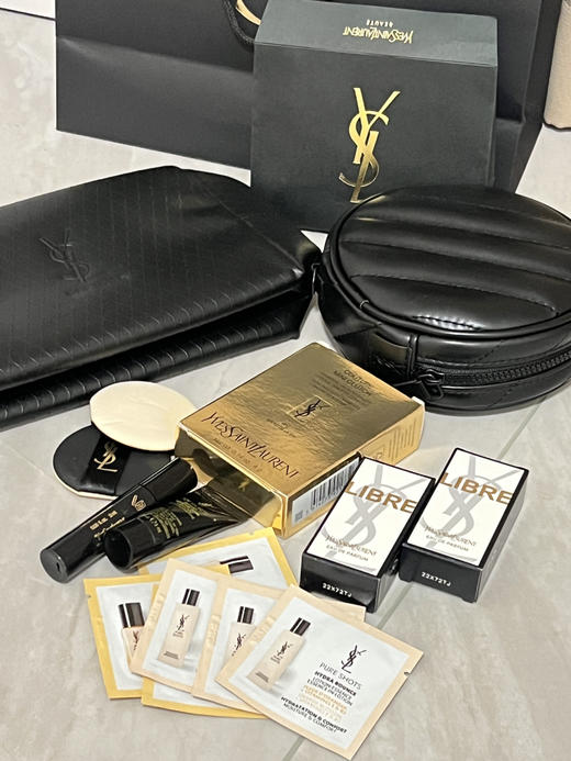 圣罗兰YSL圆形～黑色哑光PU软皮质收纳袋便携小化妆包 商品图0