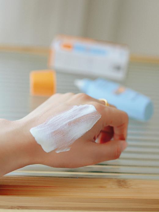  【高倍防晒经济实惠款 全身可用】【泰国新版】【MISTINE蜜丝婷防晒霜】SPF50+ 两三分钟就可以上后续的底妆 管身小巧轻便适合携带出门~湖州仓 商品图2