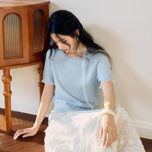 【严选】诗凡黎圆领花边针织衫2025夏新款时尚设计感温柔漂亮套头衫女7G4231881 商品图2