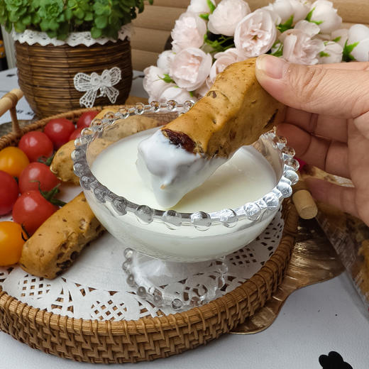 亩育万物 新疆坚果蜂蜜面包棒800g/箱 一箱20条 甄选新疆好原料，无油工艺，现烤现发，独立小包装 商品图8