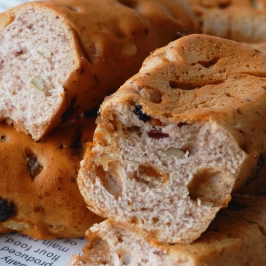 新疆全黑麦坚果面包棒 纯牛奶蜂蜜鸡蛋和面 本土坚果 独立锁鲜 800g（40gx20条/箱）新疆直发申通 商品图0