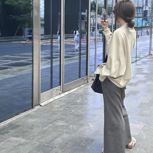 洛诗琳21112春季新款四面弹宽松遮肉垂感外套女231 商品图3