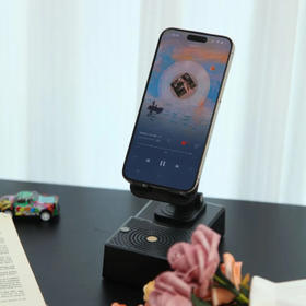 塞尔兰斯手机支架➕蓝牙音箱➕充电宝三合一，塞尔兰斯新品重磅上线，仅69元