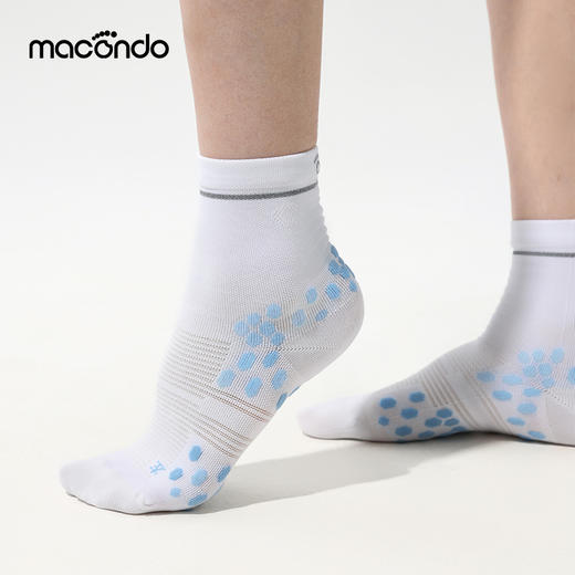 马孔多蜂巢中筒袜 跑步运动袜 马拉松  吸湿排汗 3A抗菌 缓震 反光标【99元2双】 商品图3