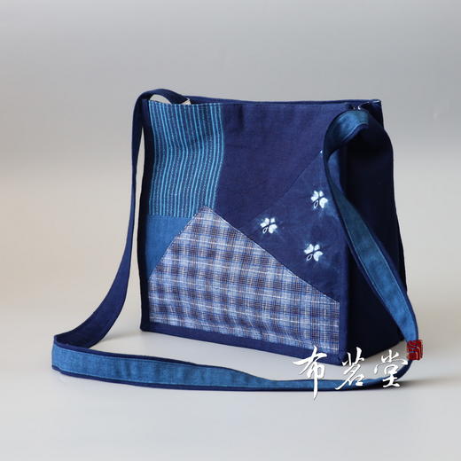 拼布斜挎方包 蓝染扎染土布拼接 商品图0