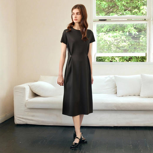 OLrain欧芮儿2025年夏季新款韩系短袖纯色百搭套头休闲圆领连衣裙 商品图3
