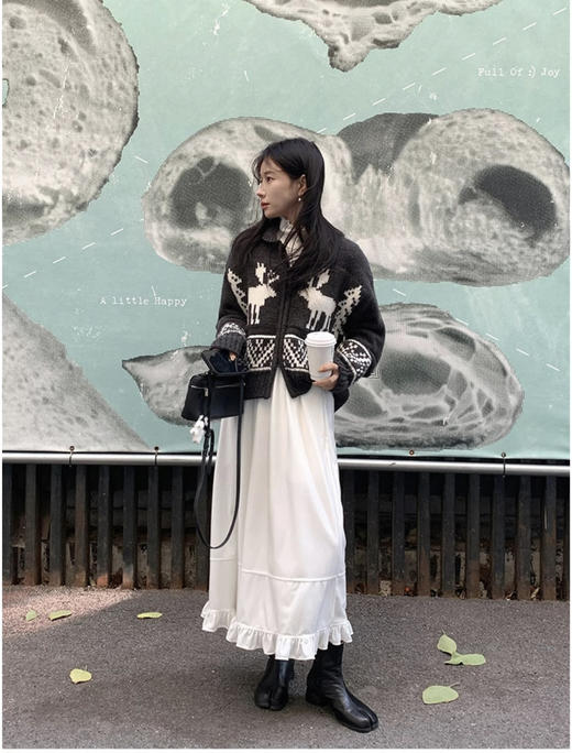 韩系加厚小鹿开衫 商品图1