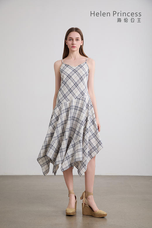 格纹不规则裙摆吊带裙 商品图6
