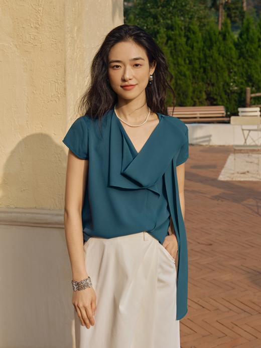 松弛围裹 多穿法飘带V领上衣FCF1TOP030 商品图0