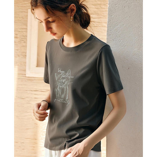 欧芮儿2025夏季新款小猫印花设计感短袖正肩T恤宽松圆领上衣女 商品图2