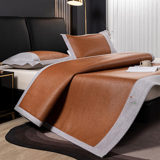 多喜爱 藤席三件套-立夏/小满/小暑 【无痕折叠 方便收纳】【精致盖头刺绣】天然选材编织清凉 蜂窝气孔 高弹透气 深山取材 商品图2