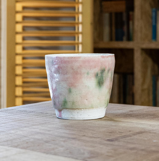 郑昀作品-粉绿晕染水彩杯（无把） 商品图1