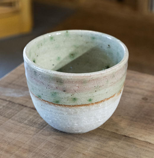 郑昀作品-淡绿釉粉斑水彩杯系列（无把） 商品图6