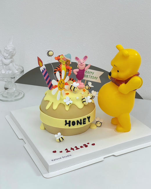 维尼熊孕妇女孩生日蛋糕 商品图1