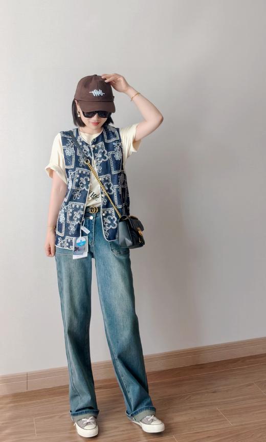 天丝牛仔刺绣马甲 商品图6