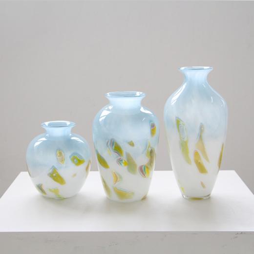 厂家直销中古风手工渐变天空蓝玻璃花瓶轻奢风桌面居家鲜花瓶批发 商品图4