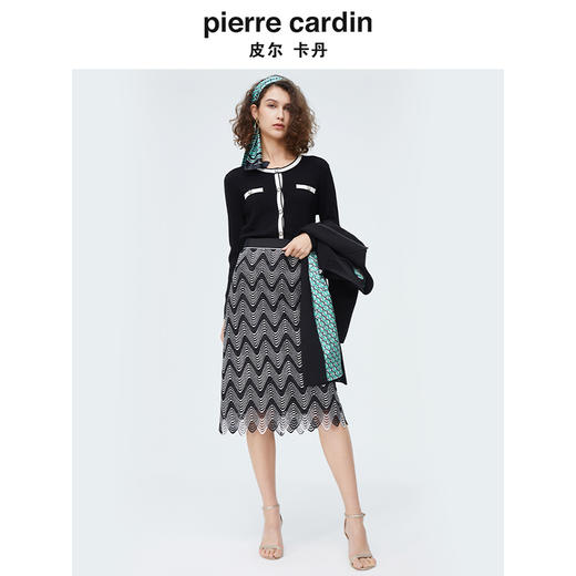 皮尔卡丹女装新款时尚都市职业流苏半身裙P4212S4014B3 商品图3