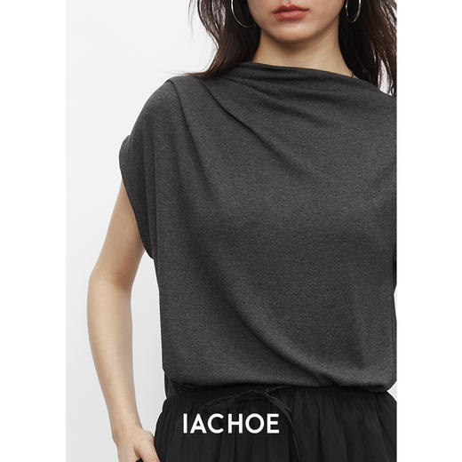 棉仓3431501008-IACHOE 不规则短袖凉感设计十分T恤 商品图4