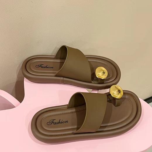 【夏季新款❗️罗马风百搭凉拖鞋】优选材质，舒适柔软不磨脚！套趾女款沙滩休闲平底软底外穿潮 商品图5