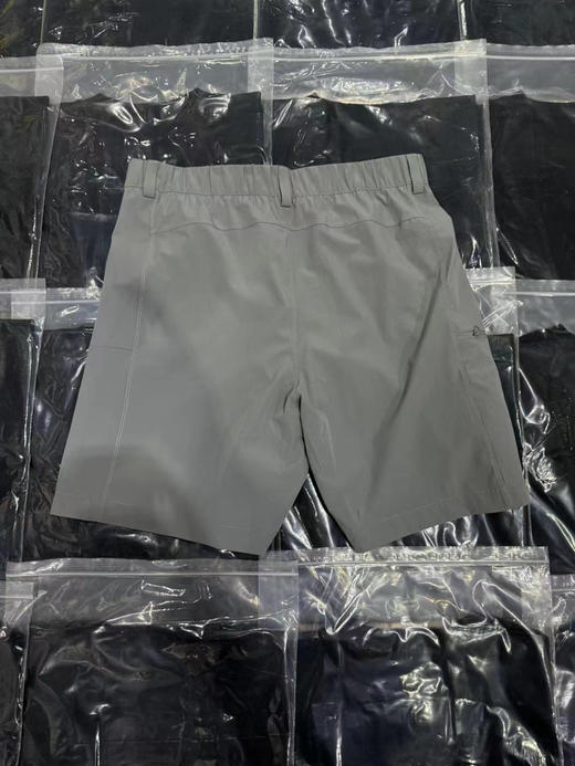 原单正品凯乐石 t9-x 系列 速干多功能短裤 

S M L XL XXL 黑灰双色 

刺绣logo 快干面料 隐藏式松紧腰带 

多口袋拉链设计 商品图1