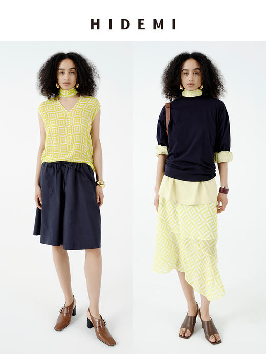 HIDEMI经典几何印花系列清透磨砂缎感内衬吊带两件式丝巾设计感v领显瘦背心半裙套装 背心/半裙 商品图0