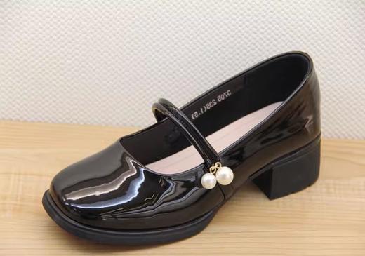 豪行23376705时尚漆皮亮皮一字扣带方跟单鞋百搭女鞋 商品图1