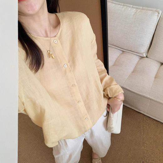 清茶小衫！2025夏日轻氧感苎麻贝壳扣圆领衬衫宽松轻薄衬衣女款！ 商品图2