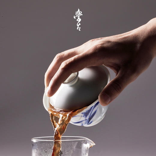 娜家兰花沁香盖碗 商品图2