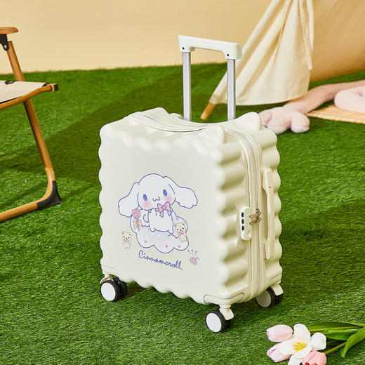 【行李箱儿童可骑坐】学生登机旅行箱 18新款小型卡通印LOGO拉杆密码箱  国庆假期出游 商品图6
