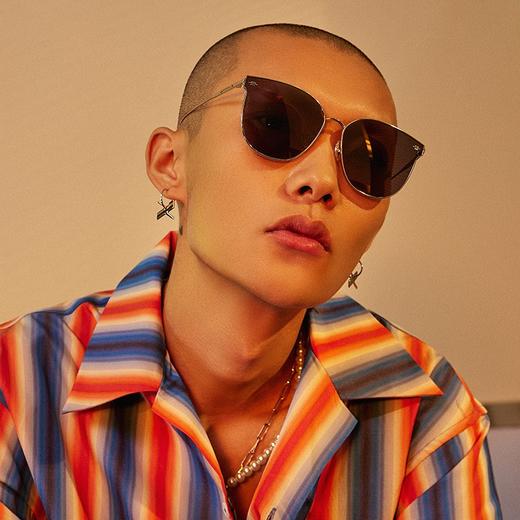 【清仓福利-墨镜合集】EYECROXX乘号眼镜-超低价福利清仓，库存稀少，日常大几百眼镜，直降59.9起， 大牌同款/百变墨镜/折叠墨镜/儿童墨镜等，手慢无 商品图5