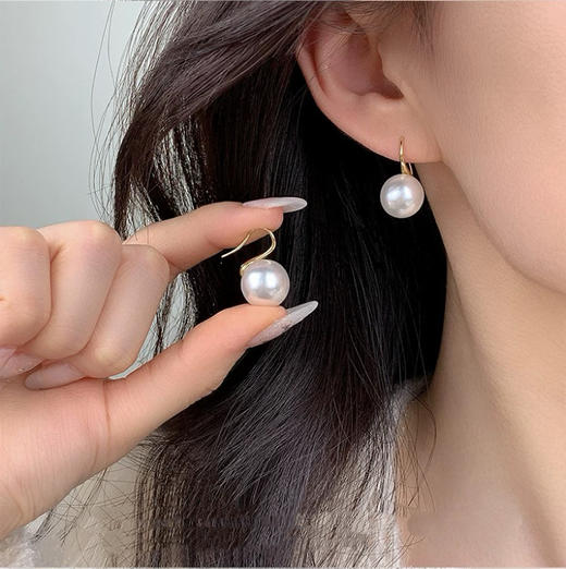 Oflye潮流饰品  珍珠耳钉女轻奢气质耳环小众设计高级感耳钩耳坠耳饰品 商品图3