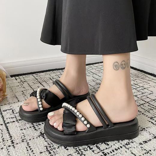 【超仙❗️珍珠双带凉拖鞋】超显气质，柔美气质，舒适细腻，亲肤不磨脚，半拖两穿松糕跟夏季外穿ins潮新款时尚仙女风配裙子厚底凉鞋 商品图4