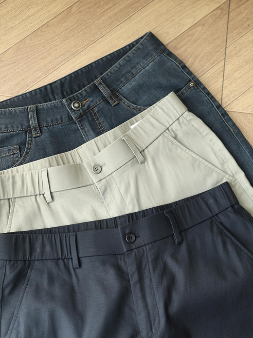 【福利任意2件减10元】30年专注做男裤的源头大厂 男士亚麻裤&牛仔裤 高莱赛尔面料肤感丝滑细腻 微弹不紧绷 上身轻薄透气 硬朗有型 通勤商务两不误~ 湖州仓 商品图5