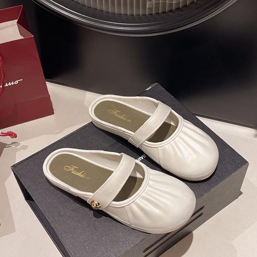 【百搭神器❗️褶皱软皮奶奶鞋】柔软轻盈，修饰腿型，亲肤舒适！包头半拖鞋女外穿复古平底一脚蹬懒人褶皱凉拖 商品图4