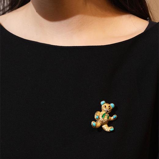 独角鹿西洋古董 1960年代法国出品18K黄金镶嵌绿松石红宝石祖母绿及钻石小熊造型胸针 商品图1