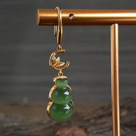 【天然正品】AU750黄金镶钻镶天然葫芦造型碧玉猫眼耳坠42.9*11.8*5.9MM（皆取最大值）女士现售价：2480！260325NJS37 商品图2