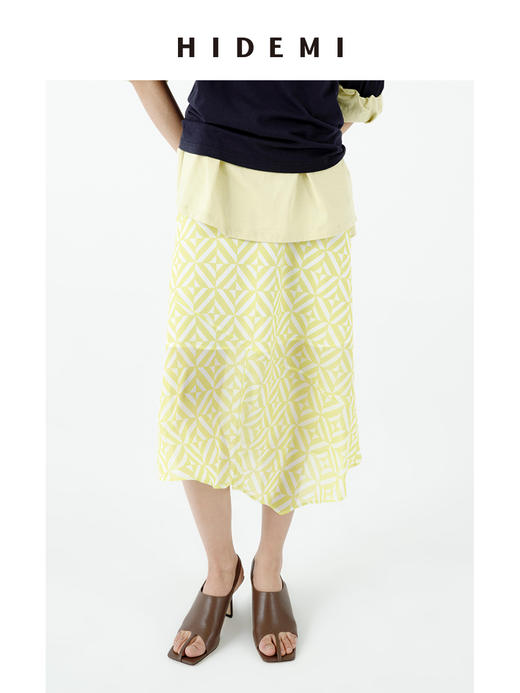 HIDEMI经典几何印花系列清透磨砂缎感内衬吊带两件式丝巾设计感v领显瘦背心半裙套装 背心/半裙 商品图8