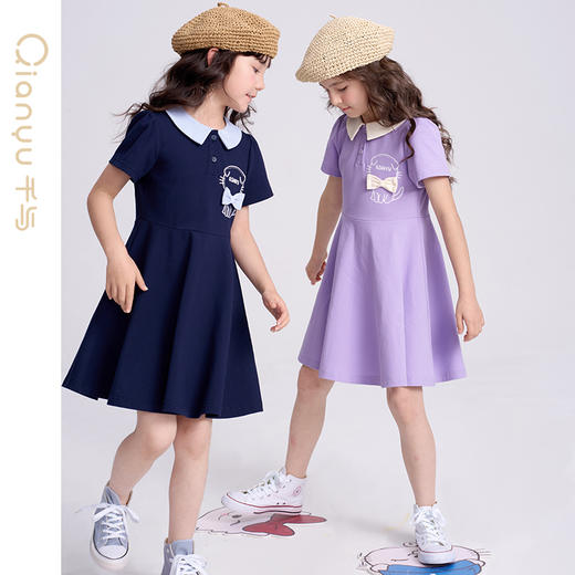 笛莎千与2025夏季新款女童时尚学院风翻领针织连衣裙 商品图1