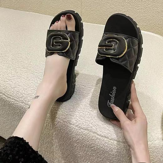 【高级感❗️懒人一脚蹬凉拖鞋】柔软有质感，亲肤透气，久穿不累！小香风女夏季时尚百搭外穿软底休闲防滑耐磨一字拖 商品图2