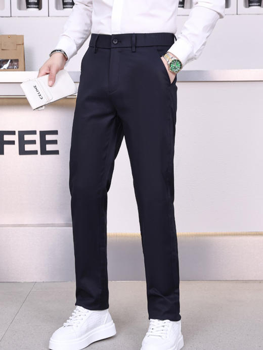 【福利任意2件减10元】30年专注做男裤的源头大厂 男士亚麻裤&牛仔裤 高莱赛尔面料肤感丝滑细腻 微弹不紧绷 上身轻薄透气 硬朗有型 通勤商务两不误~ 湖州仓 商品图9