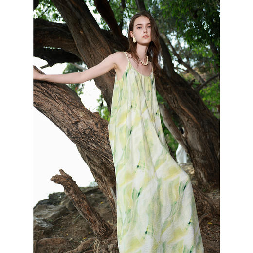 三彩2025夏季新款假日吊带裙U领连衣裙宽松A字裙长裙清新M 商品图2