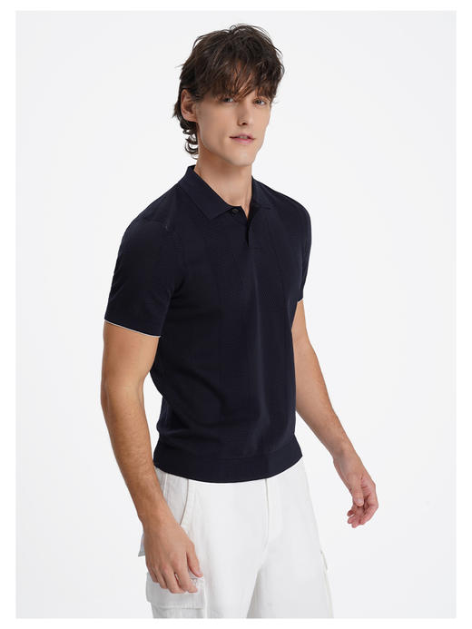 callisto藏青棉混纺立体提花透气T恤 商品图3