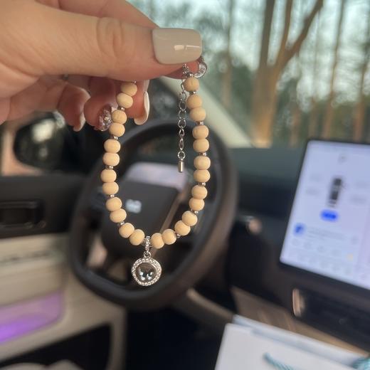 F206何方珠宝蝴蝶印章项链轻奢优雅饰品灵动生日礼物 商品图3