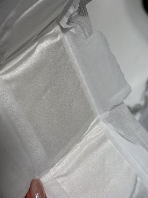 超超超超好用的卫生巾！错过会后悔！！💯%天然优质桑蚕丝表层！桑蚕丝纤维细腻顺滑☁️敏感肌放心用！！！！ 商品图2