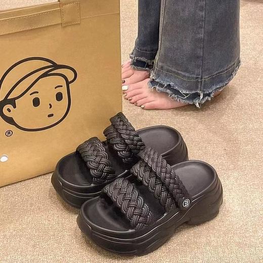 【软呼呼❗️厚底踩屎感凉拖鞋】一鞋两穿，更轻更软，清爽速干，无惧闷热束缚！拖鞋女夏时尚仙女风新款外穿松糕夏季增高凉鞋沙滩鞋 商品图5