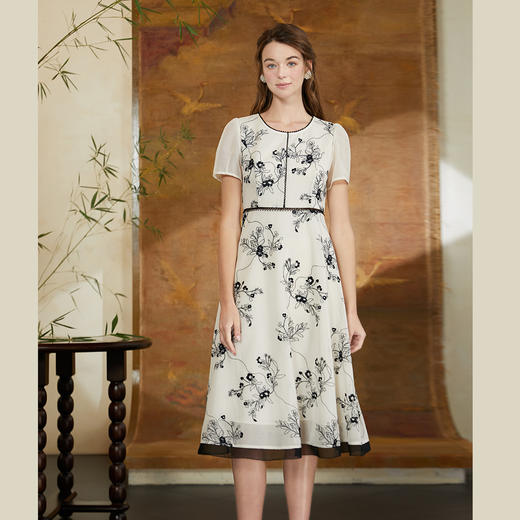 司歌网纱刺绣v领短袖连衣裙A911007X 商品图1