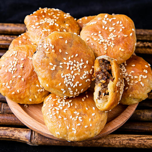 黄山烧饼梅干菜扣肉馅 安徽酥饼正宗休闲零食小吃150g 商品图1